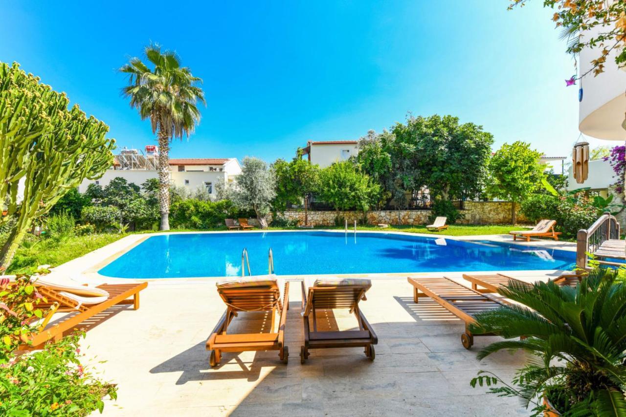 Duplex House With Shared Pool Near Beach In Kalkan Apartamento Exterior foto